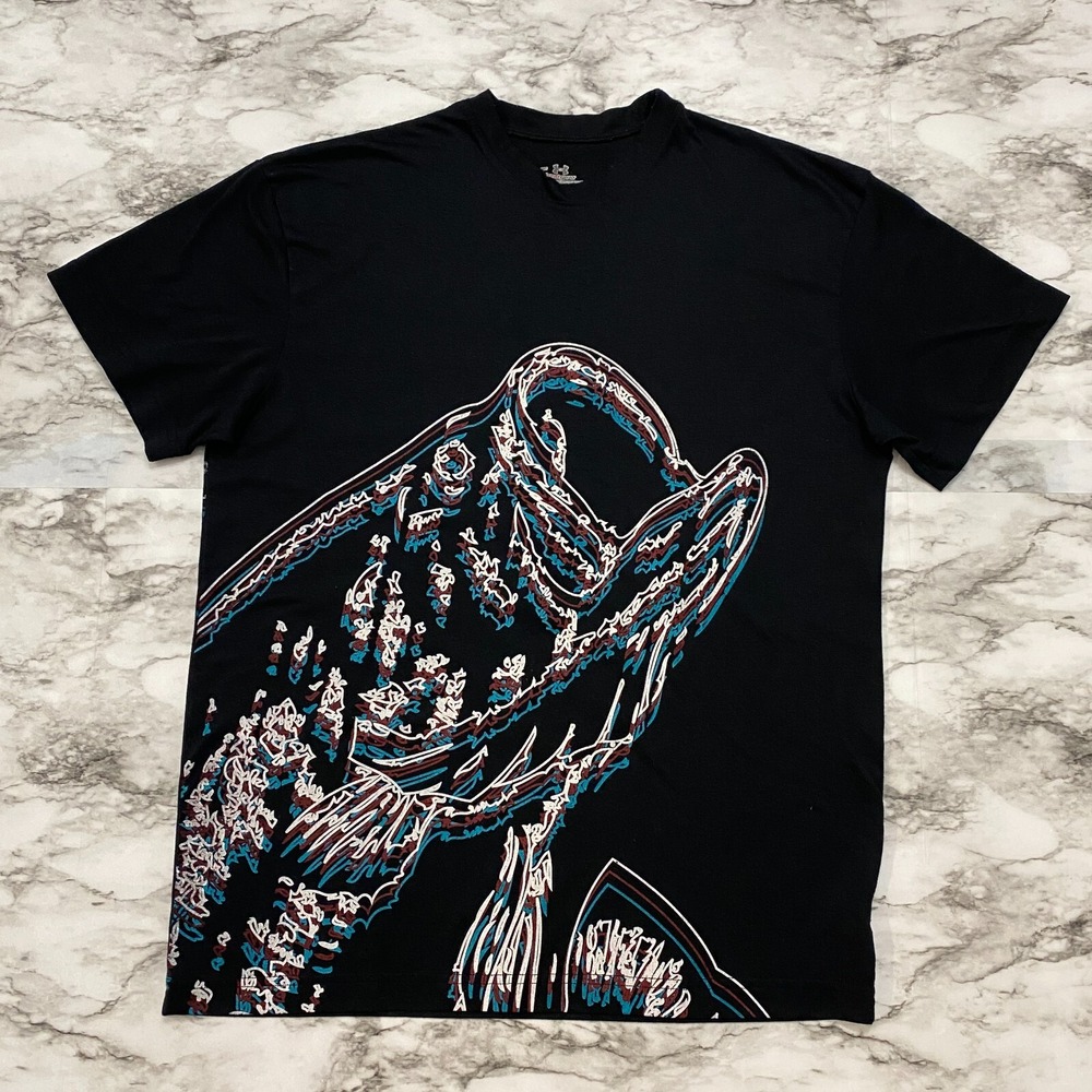 Under Armour Heatgear Mens T Shirt Size SM Black‎ Short Sleeve Fish Graphic Logo